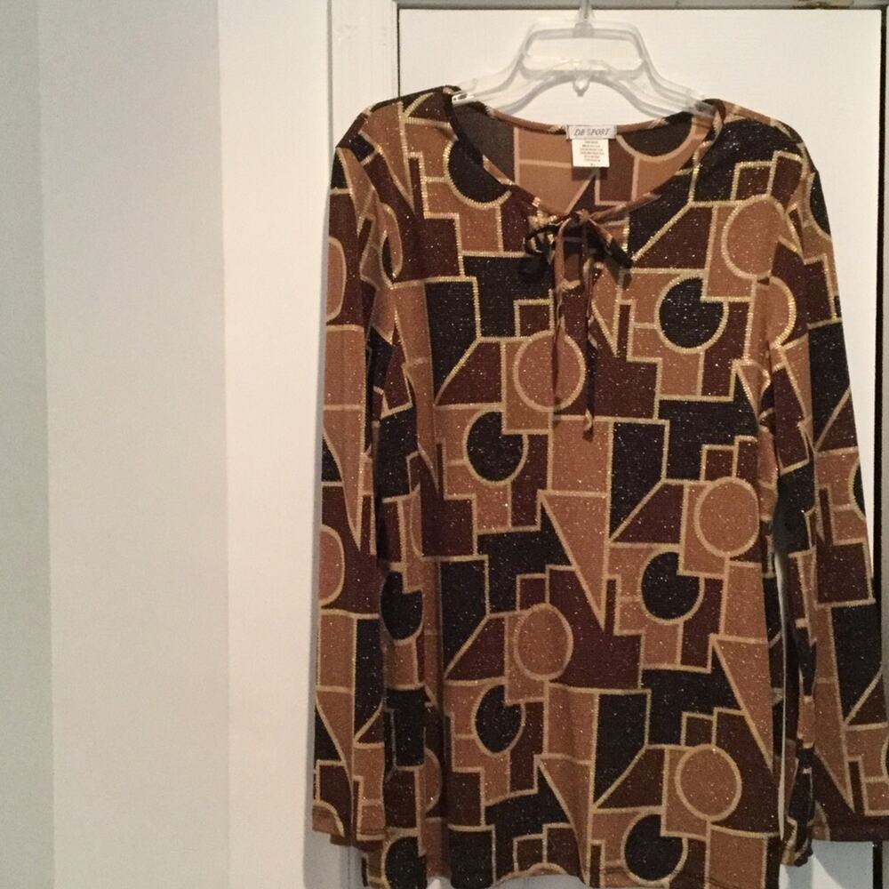 DB sport xl brown tan shimmer glitter graphic bold geometric print top NWOT